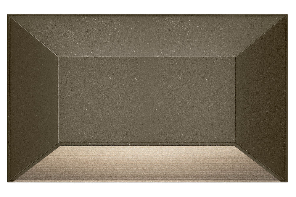 Exterior-Hinkley-HL15225