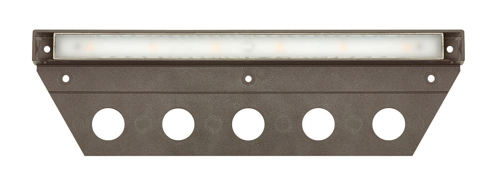 Exterior-Hinkley-HL15448