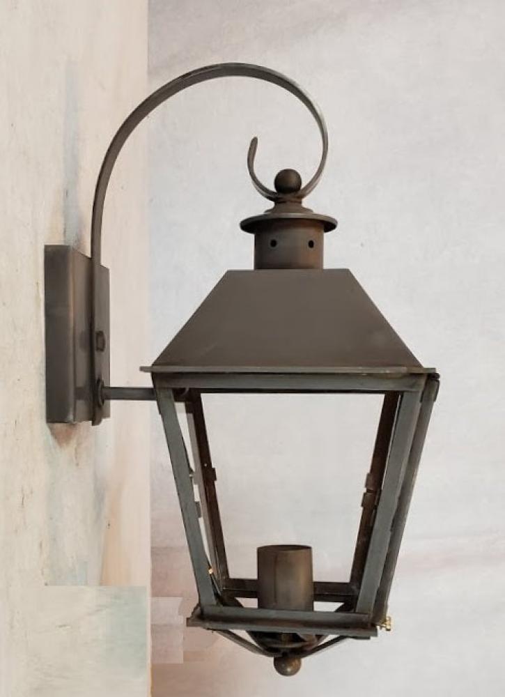 Crenshaw Outdoor Small Wall Bracket Lantern 45112