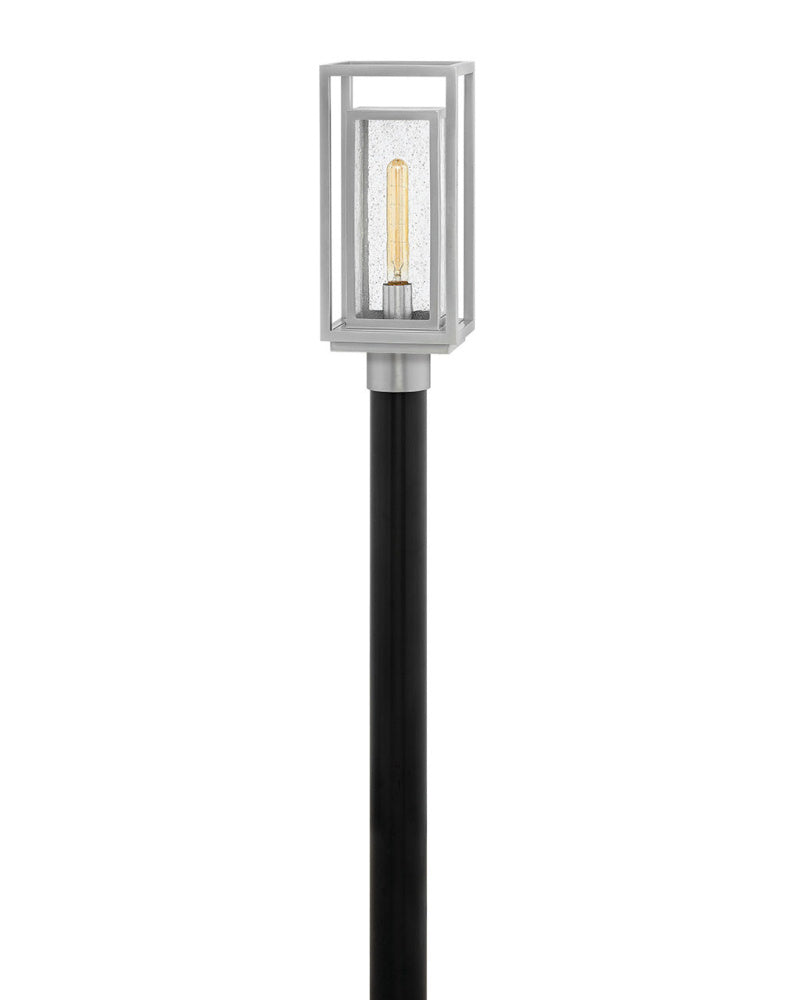 Exterior-Hinkley-HL1001