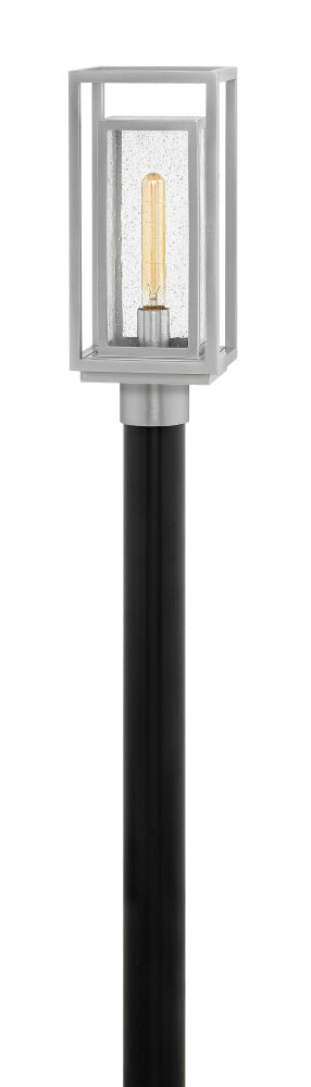 Exterior-Hinkley-HL1001