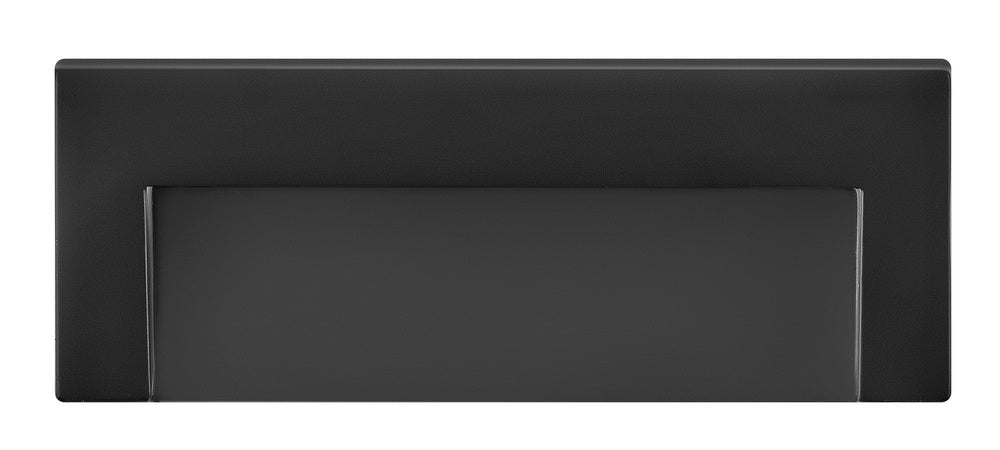 Exterior-Hinkley-HL1557