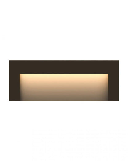 Exterior-Hinkley-HL1557