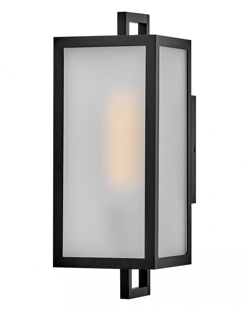 Exterior-Lark-L82070