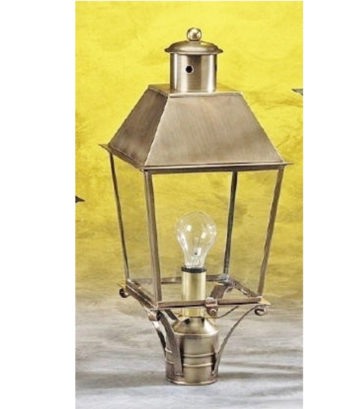 720 Outdoor Post/Pier Lantern