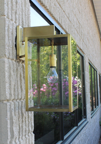 4521 Outdoor Wall Lantern